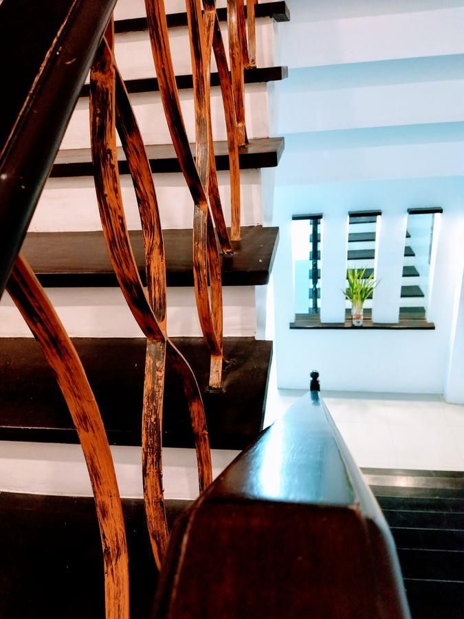 Top Star Hotel Oton Zewnętrze zdjęcie